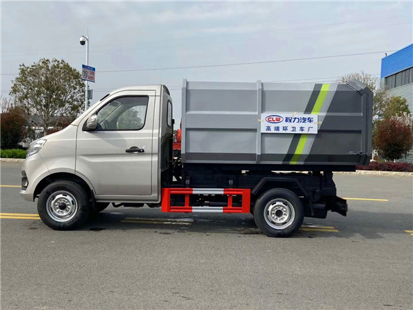 ����3����Ͱ������