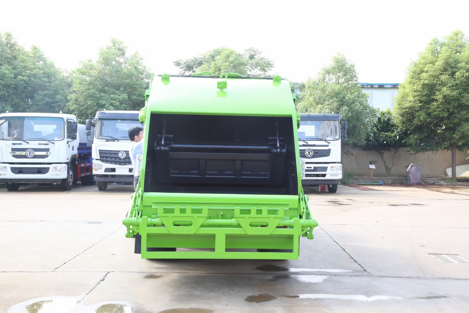 ��������4��ѹ��������